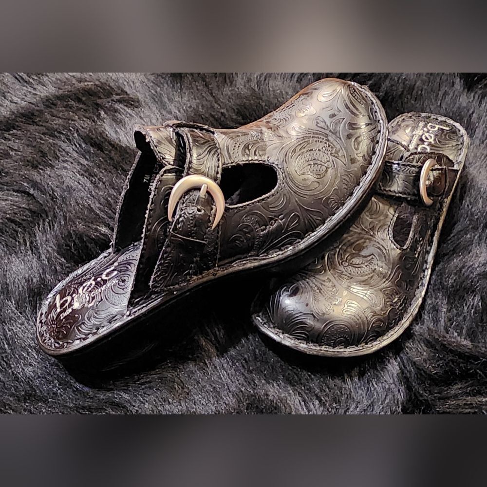 Born Concept Black Leather Buckle Mules Size 7M Etched Paisley Design